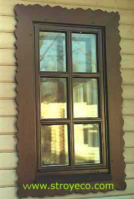  Окно с резными наличниками. Фото 1